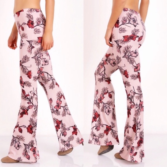 For Love and Lemons Ojai Bell Bottom - Picture 3 of 13